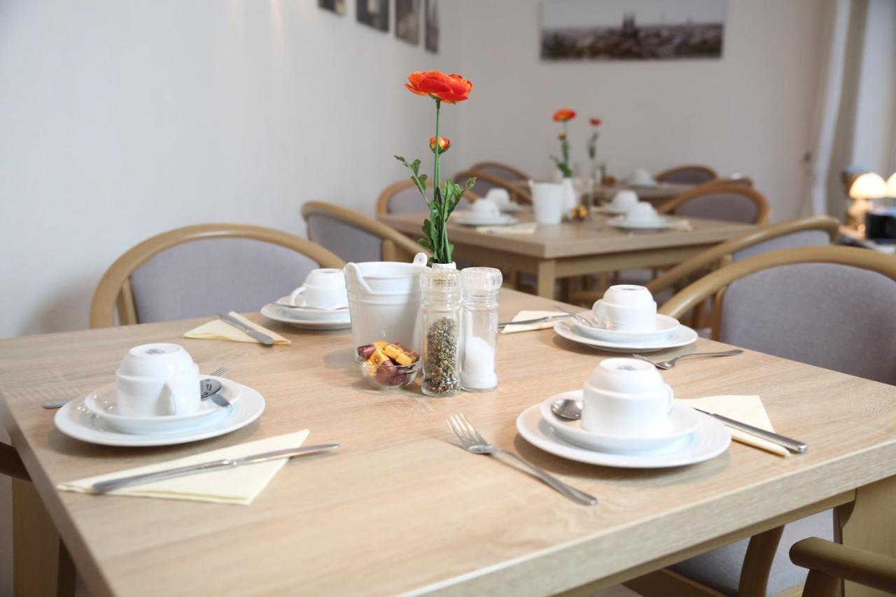 Hotel Pilar Garni 쾰른 외부 사진